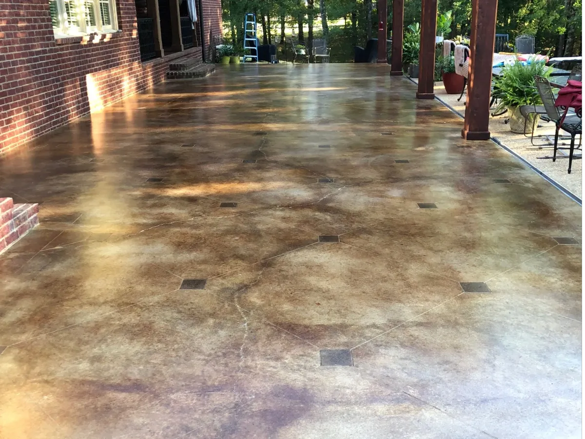 Finished lanai concrete coating with screen-filtered light