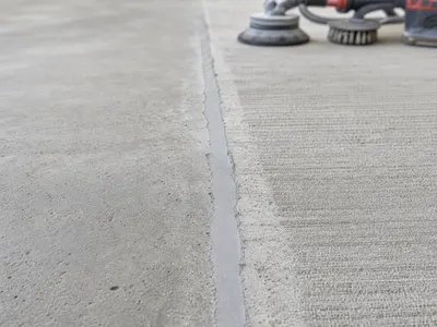 when cracks should be filled before coating — Sarasota homeowner guide